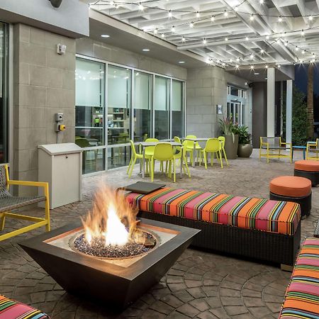 Home2 Suites By Hilton Jacksonville Airport Eksteriør billede