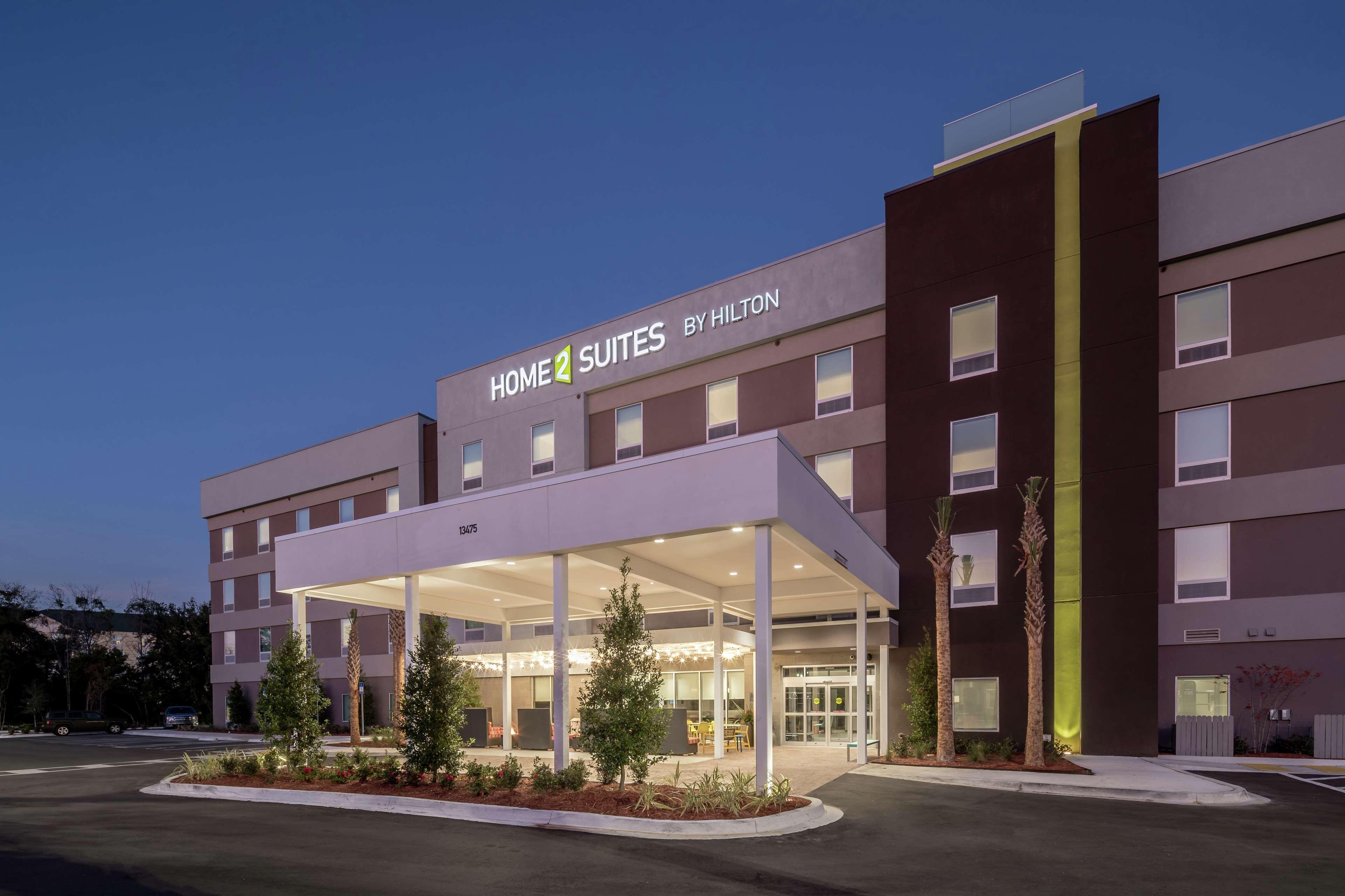 Home2 Suites By Hilton Jacksonville Airport Eksteriør billede