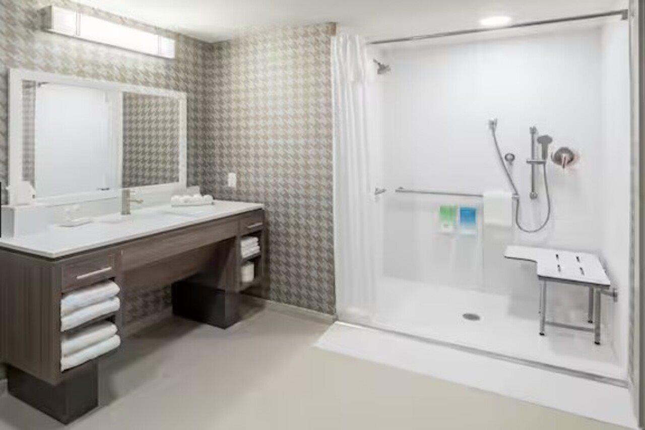 Home2 Suites By Hilton Jacksonville Airport Eksteriør billede