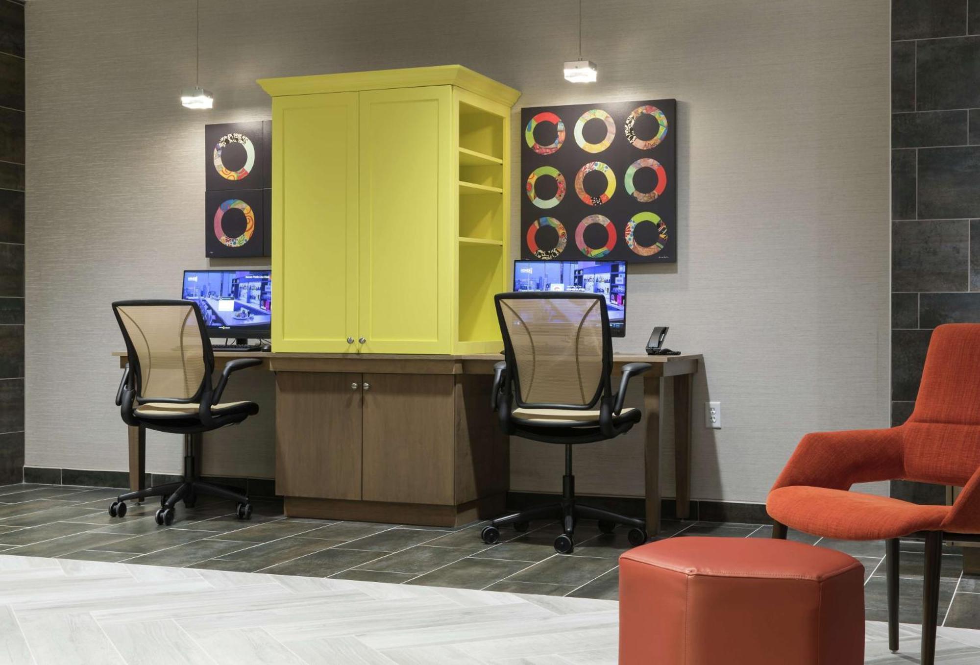 Home2 Suites By Hilton Jacksonville Airport Eksteriør billede