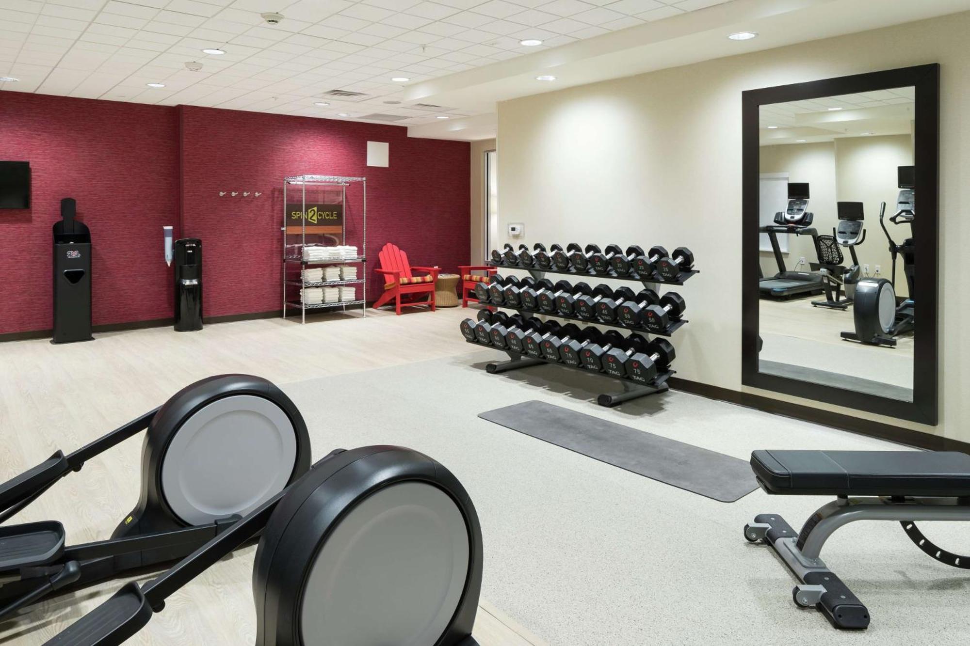 Home2 Suites By Hilton Jacksonville Airport Eksteriør billede
